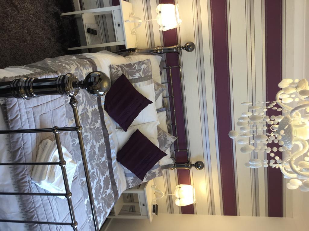 Three Bridges Bed & Breakfast Rosyth Exterior foto