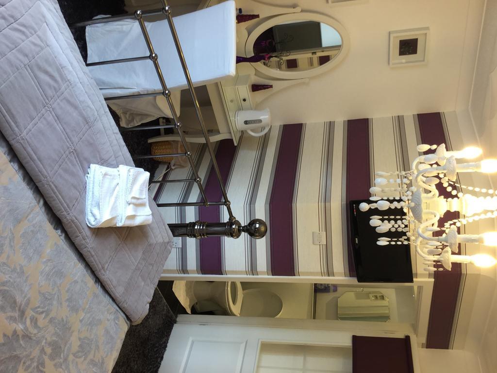 Three Bridges Bed & Breakfast Rosyth Exterior foto